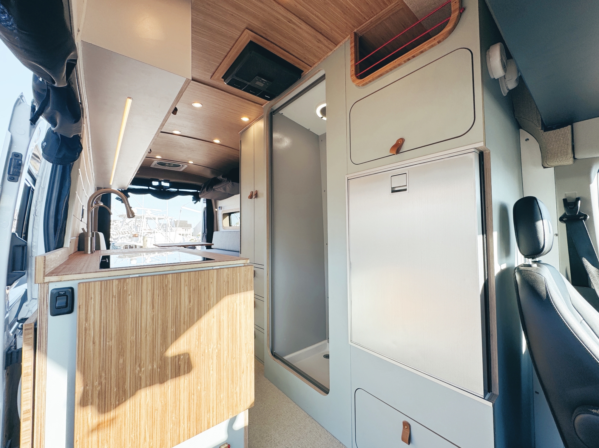Camp Cruiser campervan build