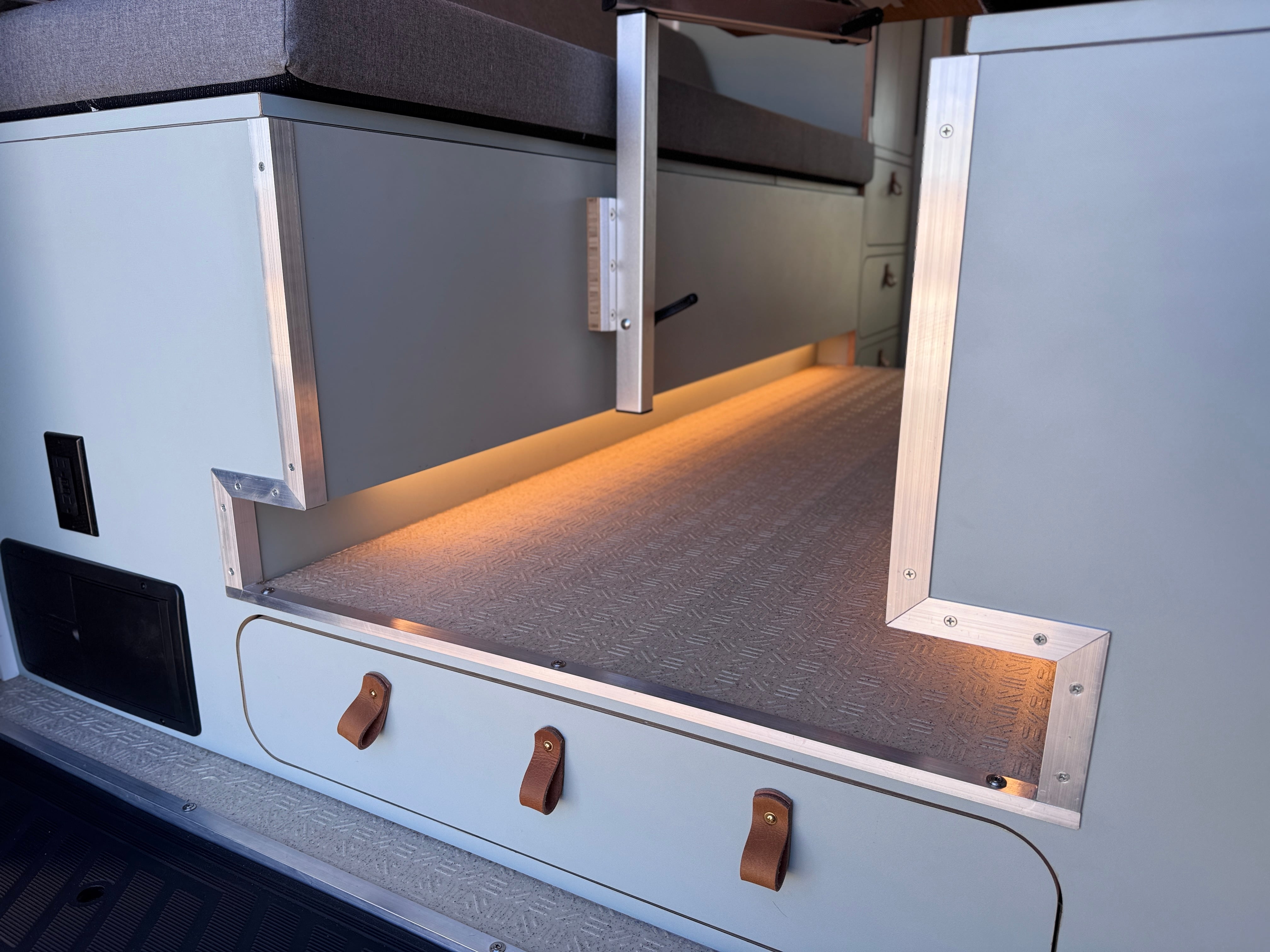 Camp Cruiser — storage
