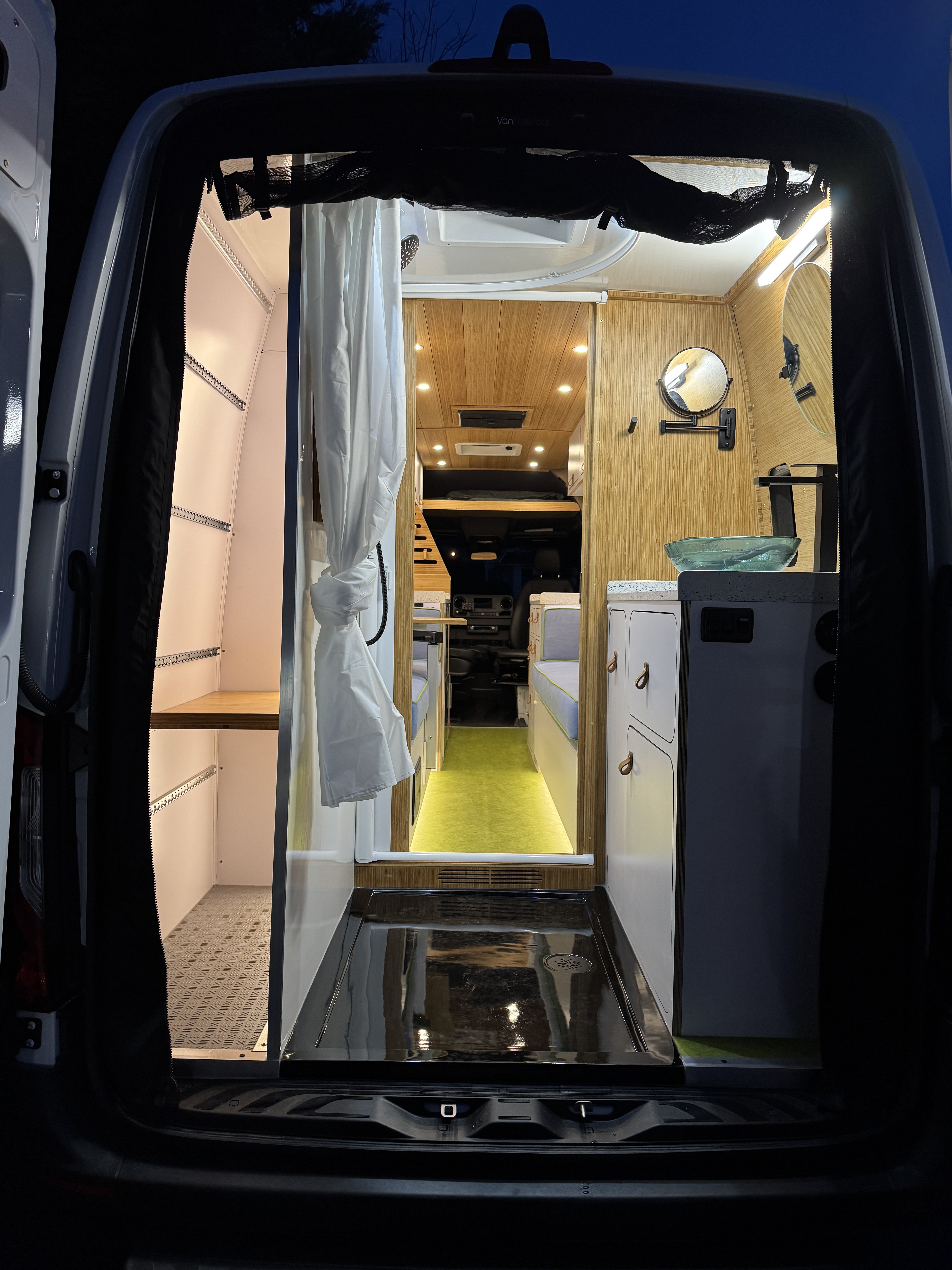 Linda-Lou — linda lou twilight rear open
