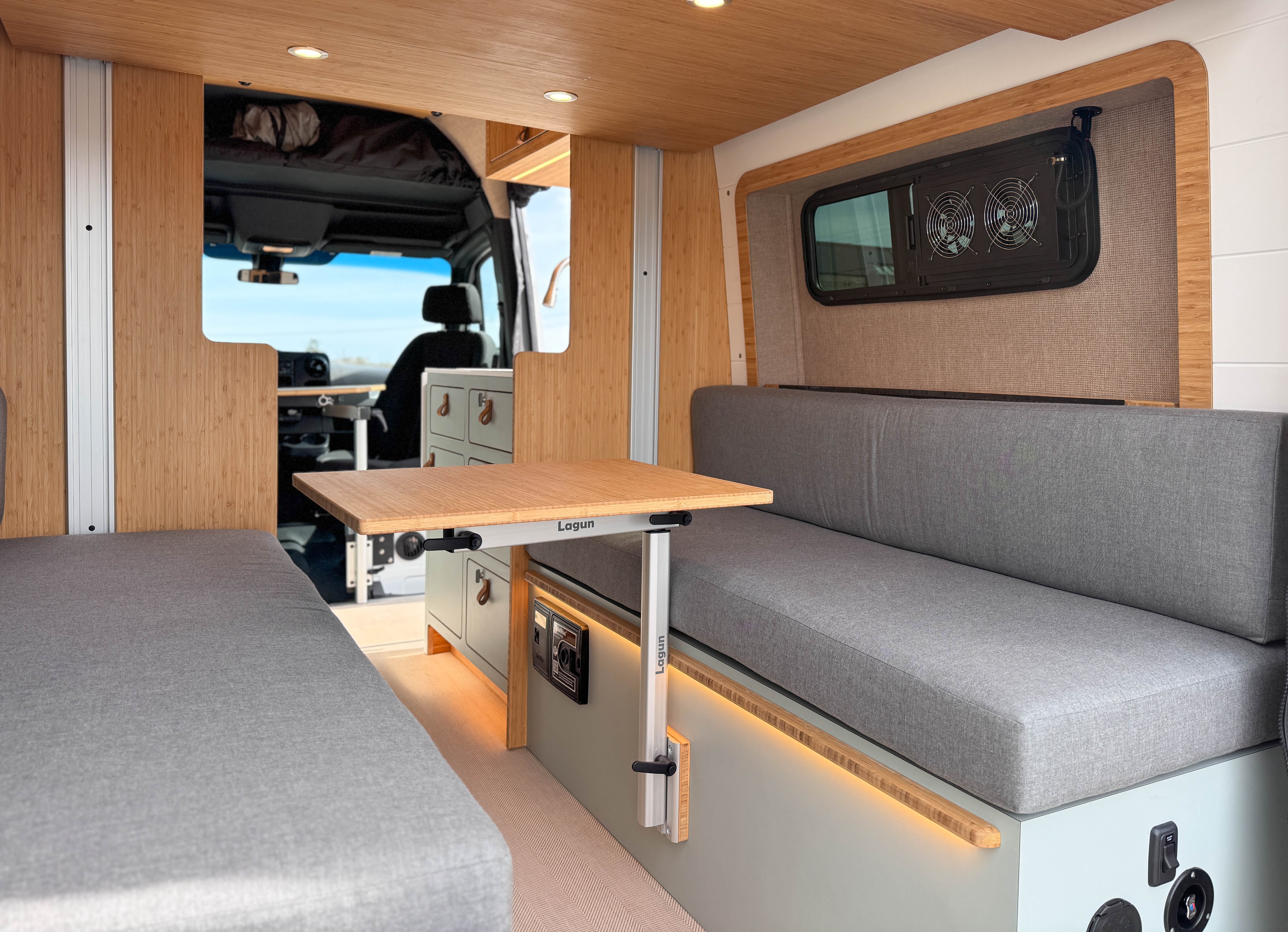 Scout — lounge
