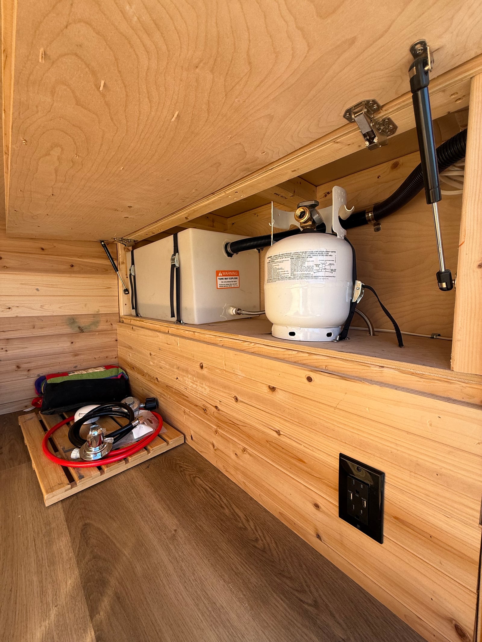 2019 Ram ProMaster 159 camper van — IMG_9990