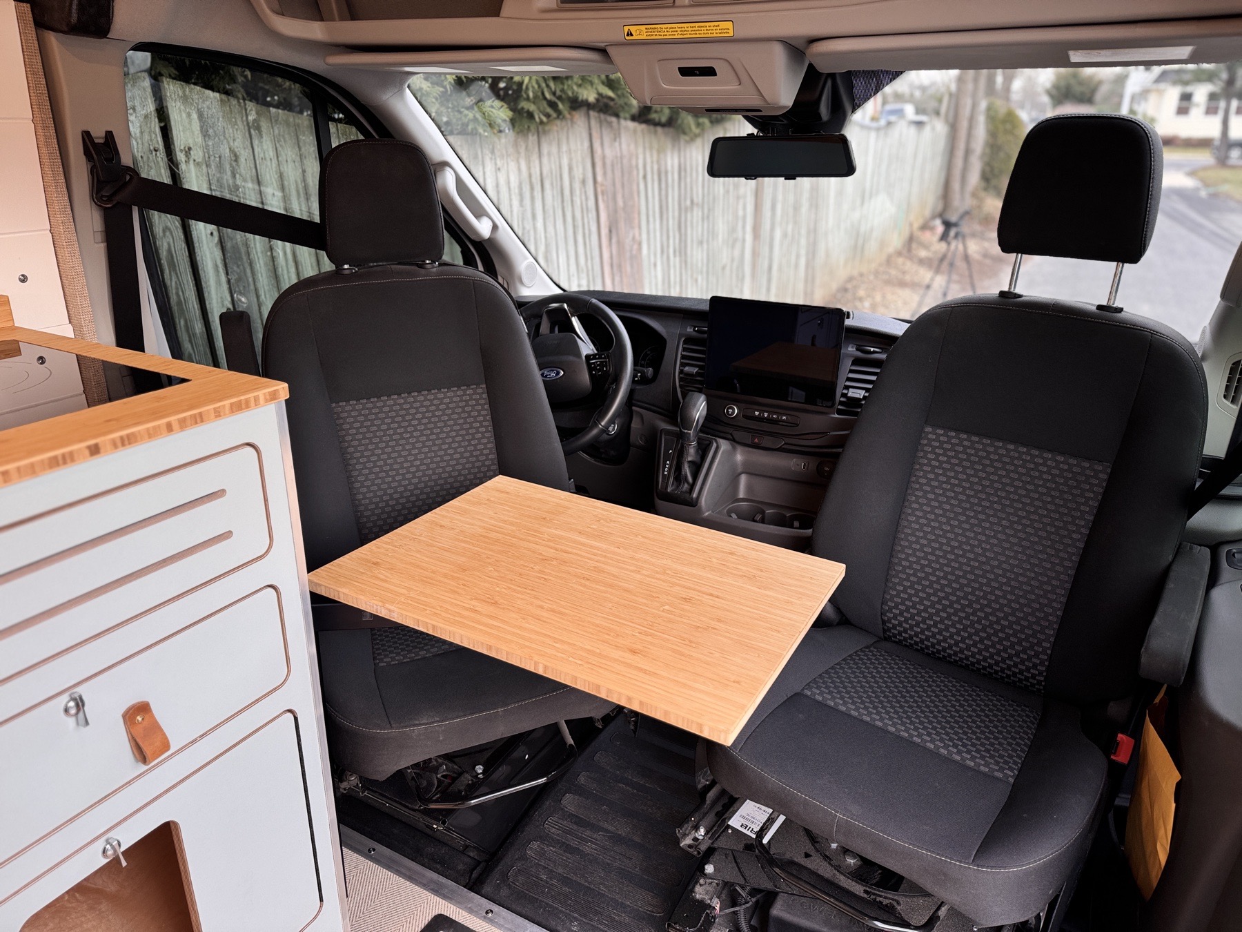 Scout — swivel seat with dinette table deployed